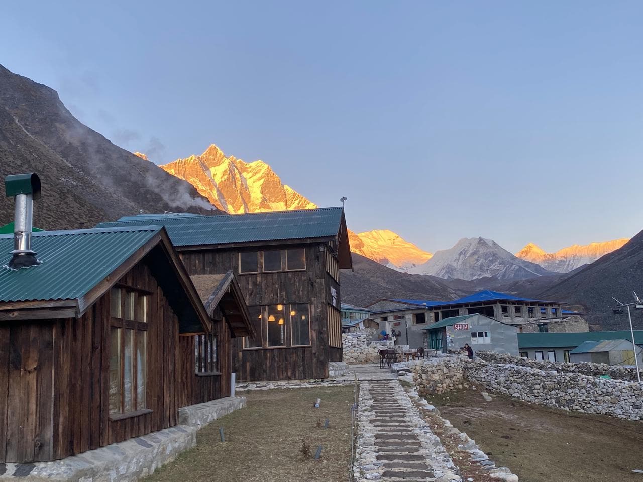 Guest moment at Dingboche Inn